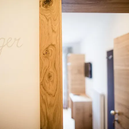 Pizzeria Zur Traube Bed & Breakfast Montagna